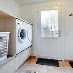 Philip - 2km From The Sea By Interhome Nyaraló *