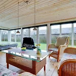 Philip - 2km From The Sea By Interhome Nyaraló *